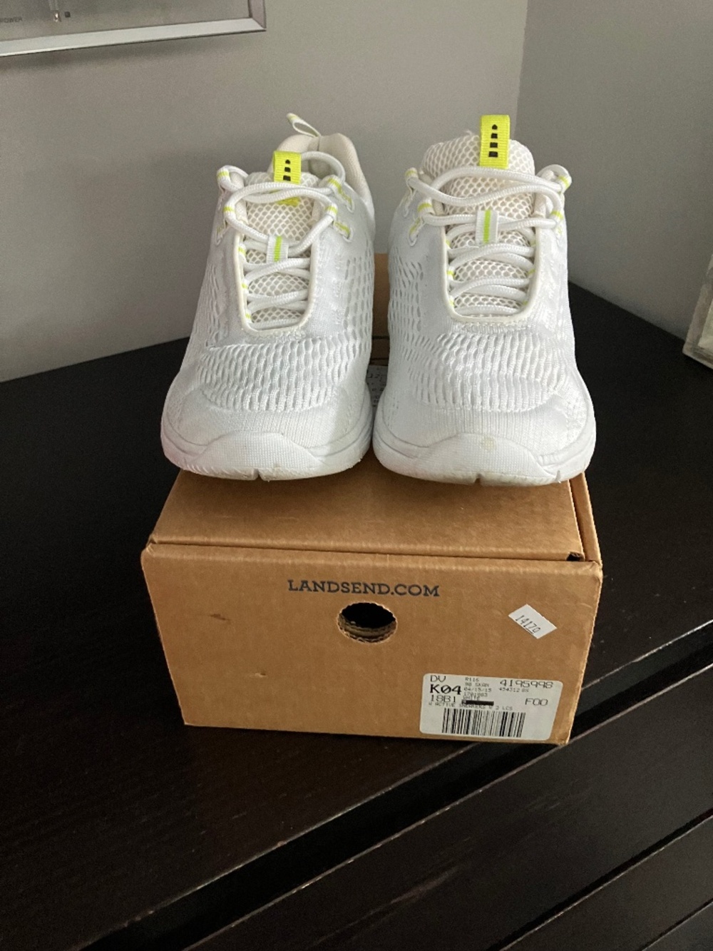 Lands End Women's White Athletic sneaker Size 9